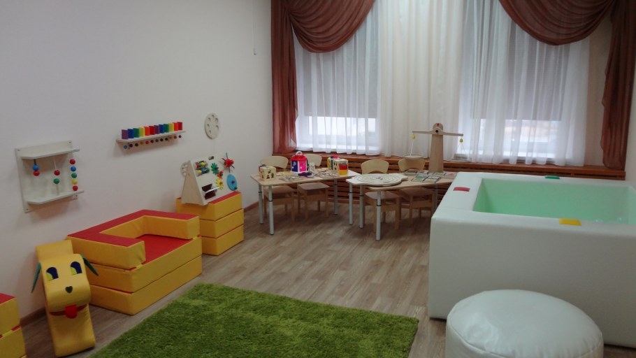 Перетяжка кушеток медицинских