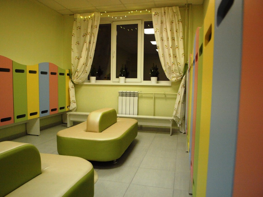 Скамейка мягкая для детского сада