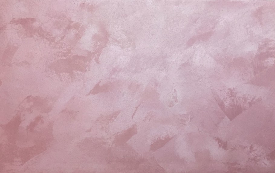 Гостиная в пудровых тонах