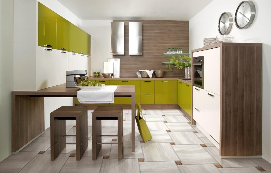 Кухонный гарнитур в бежево коричневом цвете