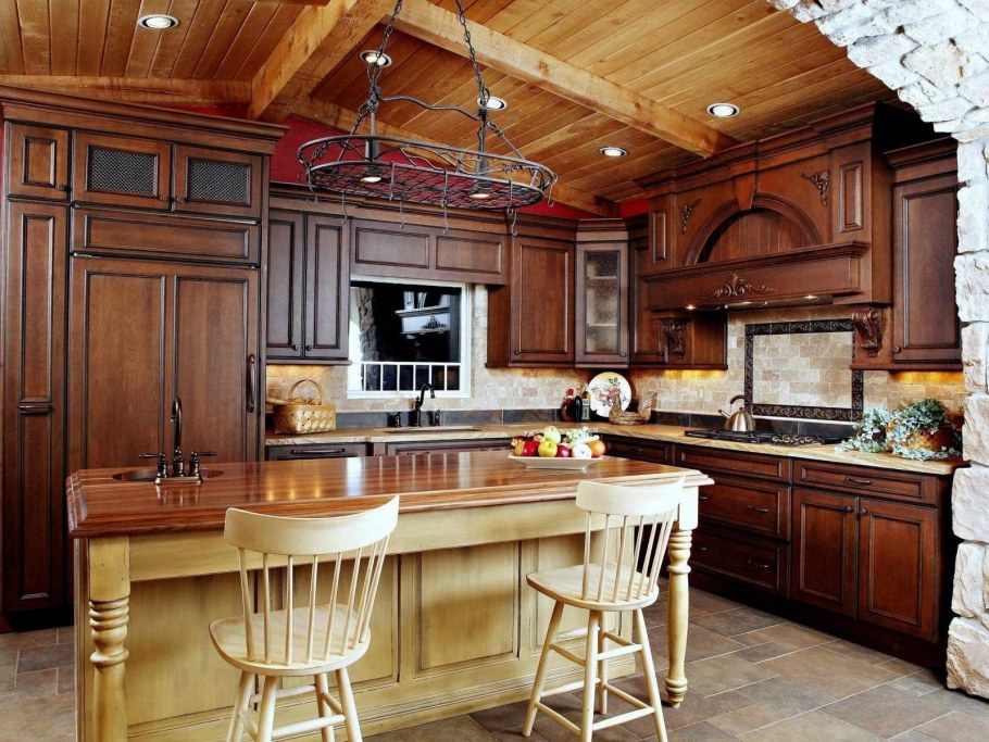 Деревянная кухня