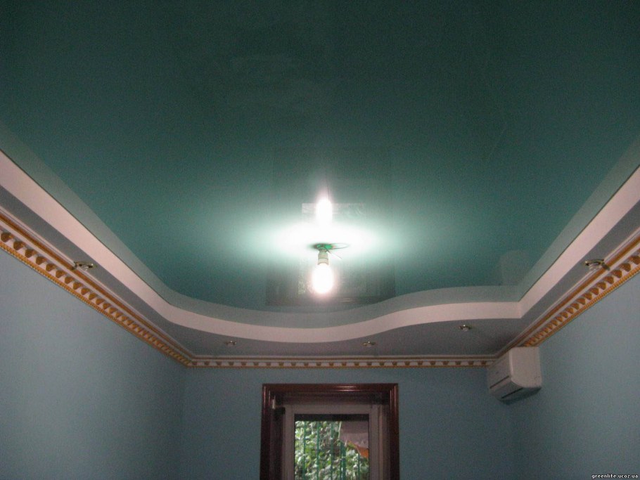 Навесной потолок берещового цвета