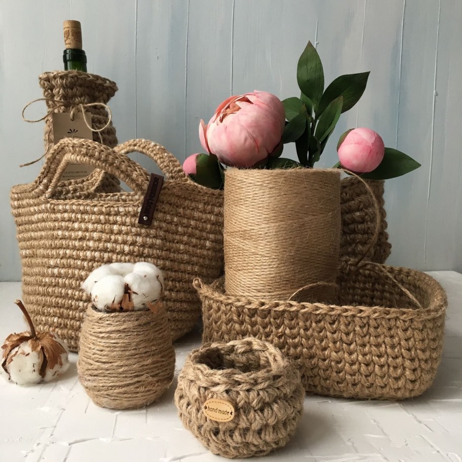 Плетеная корзина из джута