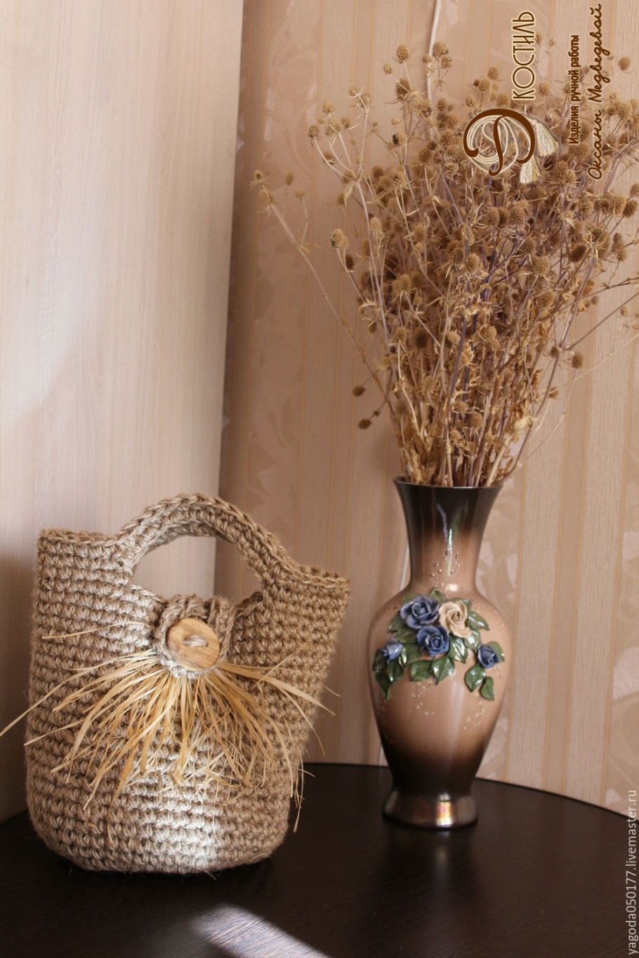 Вазы декорированные джутом