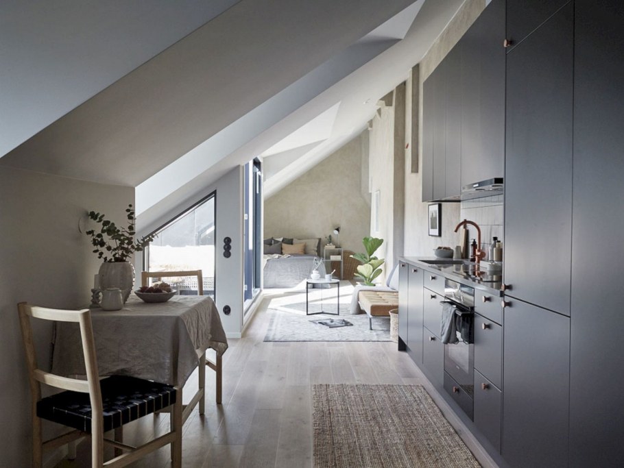 Квартира студия в мансарде