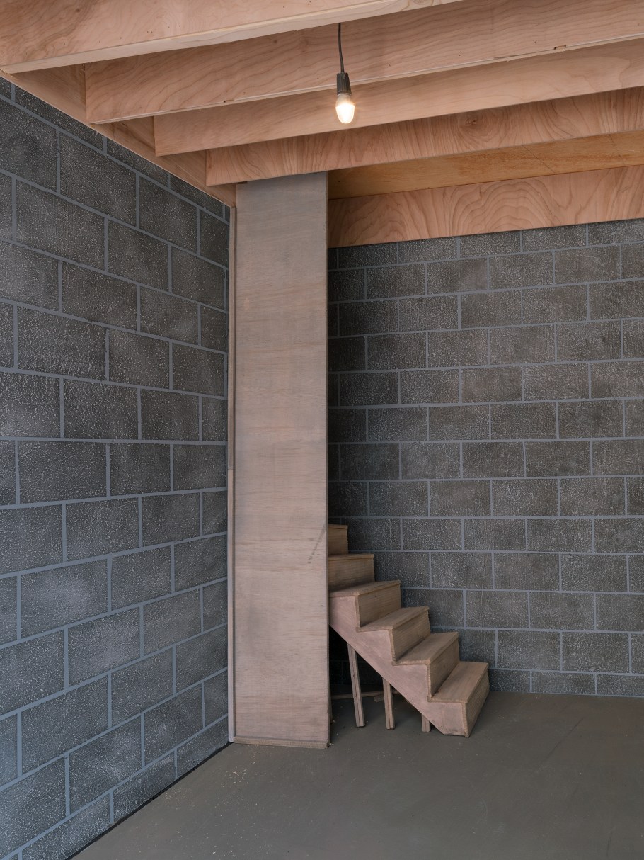 Отделка стен из блоков