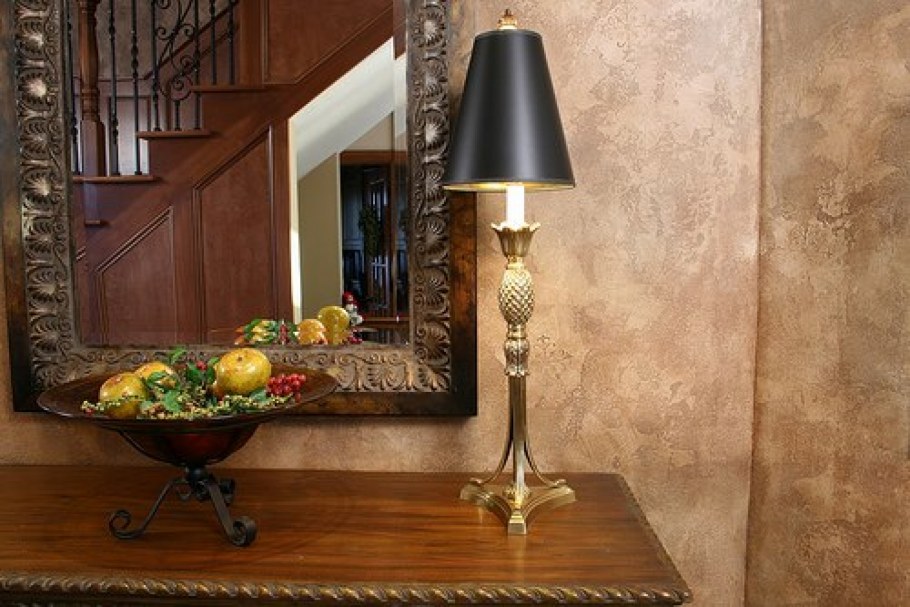 Декоративная штукатурка консоли