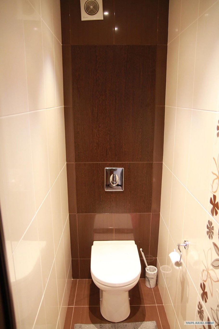 Маленький туалет панелями