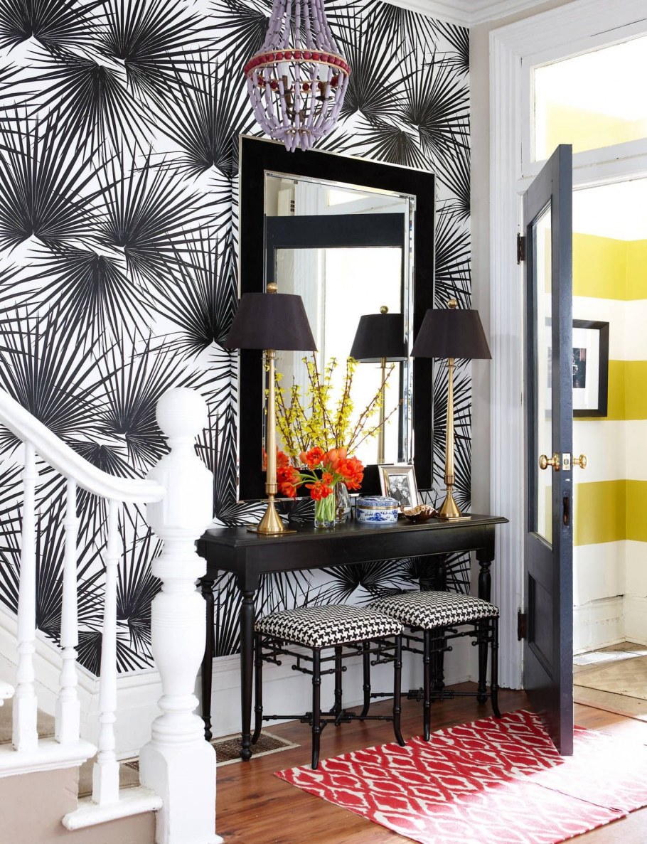 Черно белый коридор в интерьере