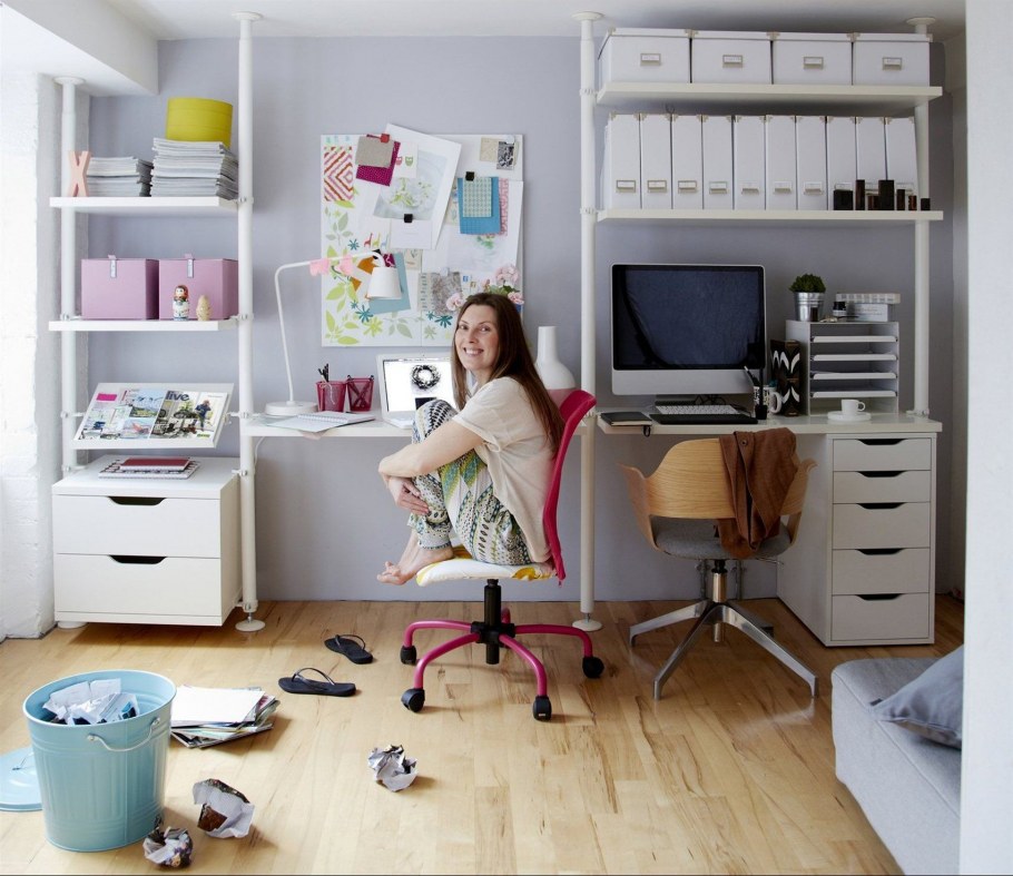 Рабочее место школьницы