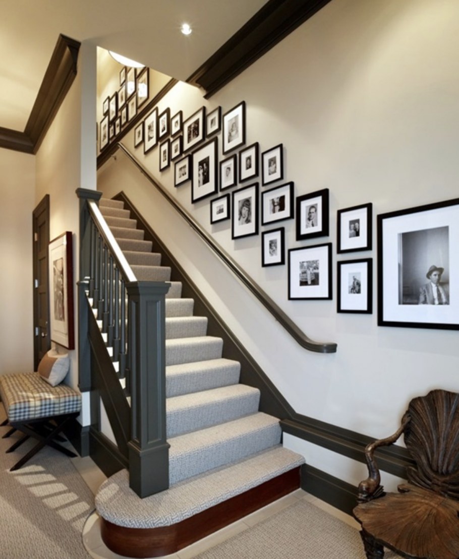 Декор стен вдоль лестницы