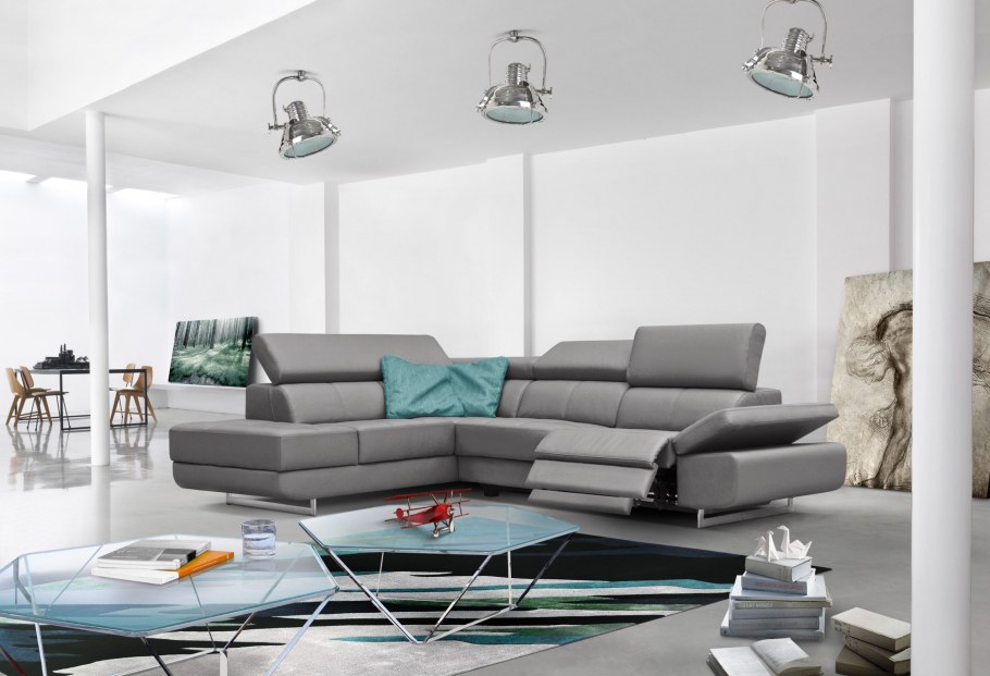 Диван Искра