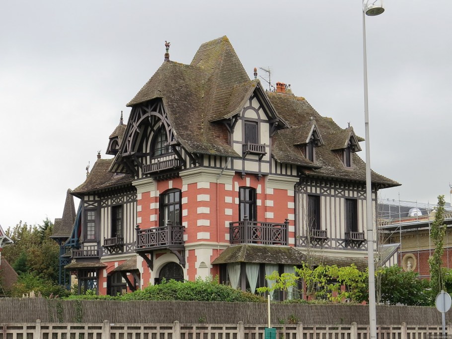 Коттедж в Нормандии Довиль