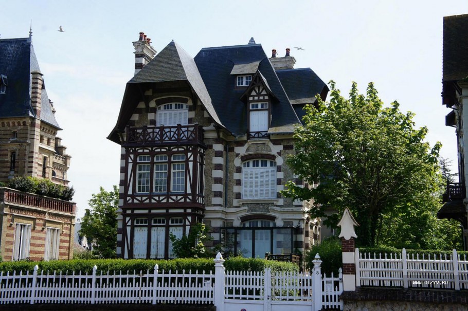 Стиль Довиль