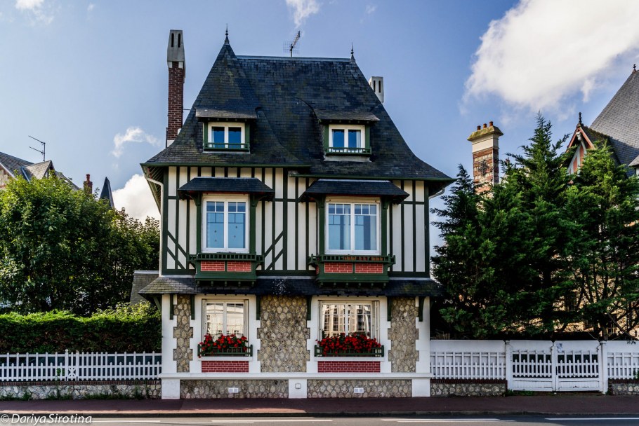 Домик из Довиля