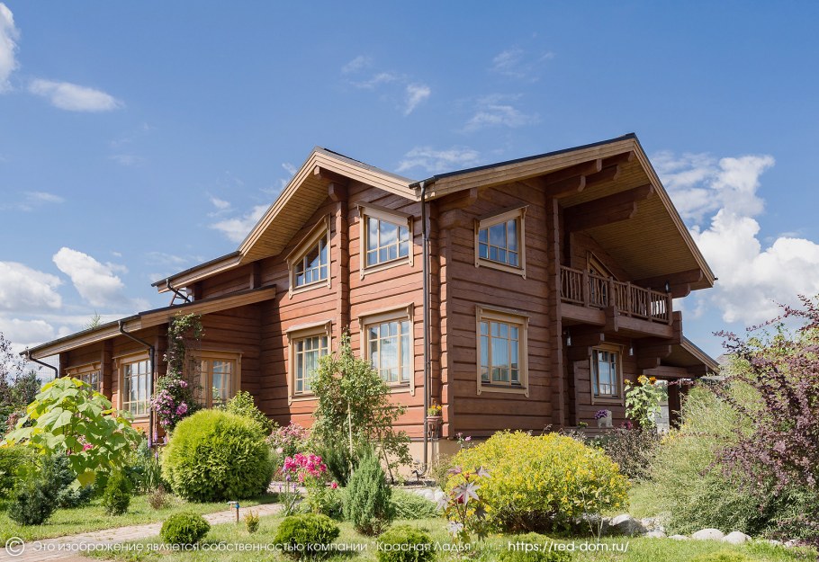 Деревянный дом из лафета