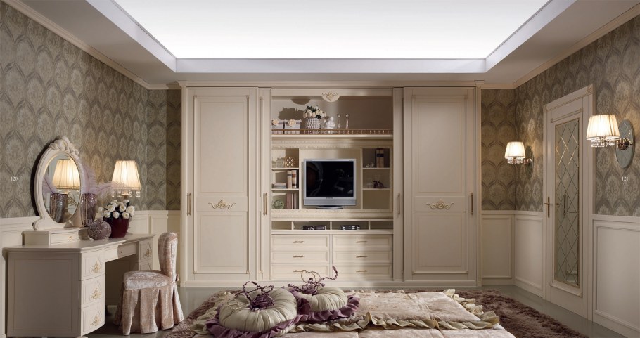 Шкаф с телевизором в спальню