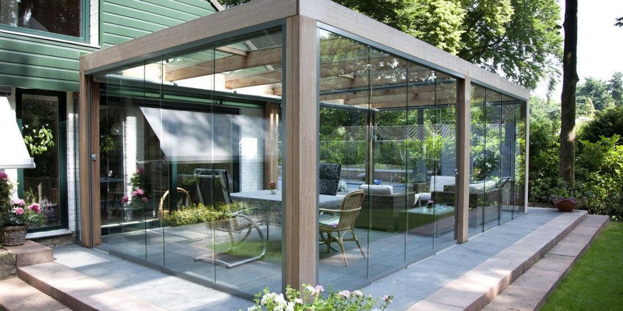 Дом с панорамной крышей