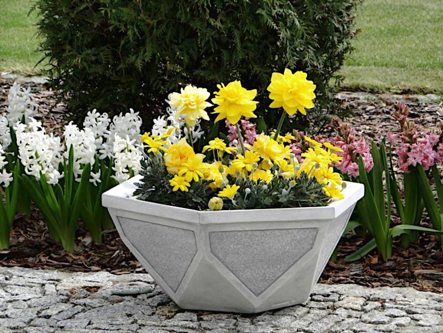 Декоративные вазоны для сада своими руками