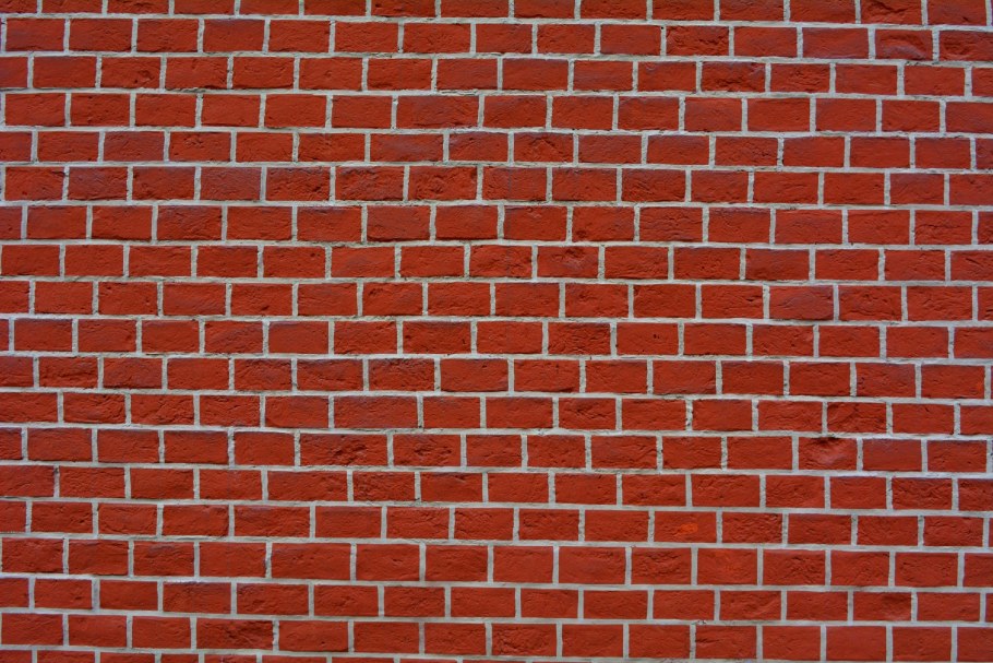 Нарисованная кирпичная стена