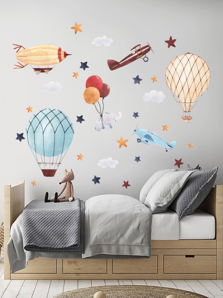Интерьерные наклейки в детскую комнату