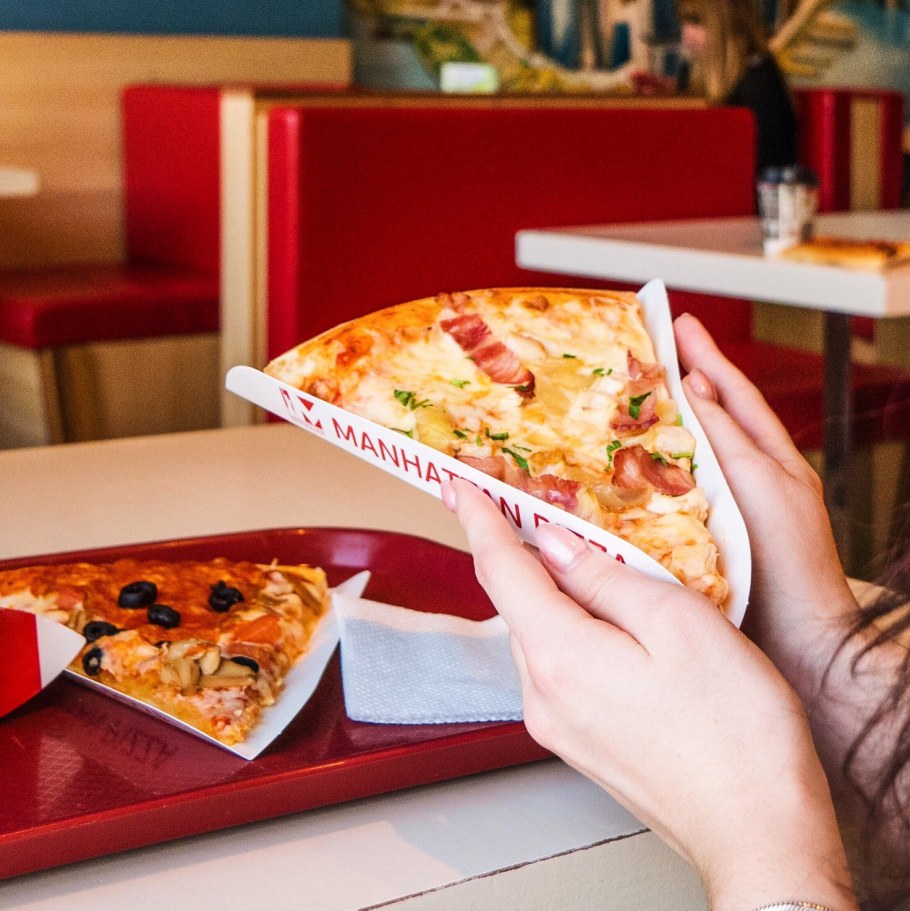 Пицца на Александры Монаховой