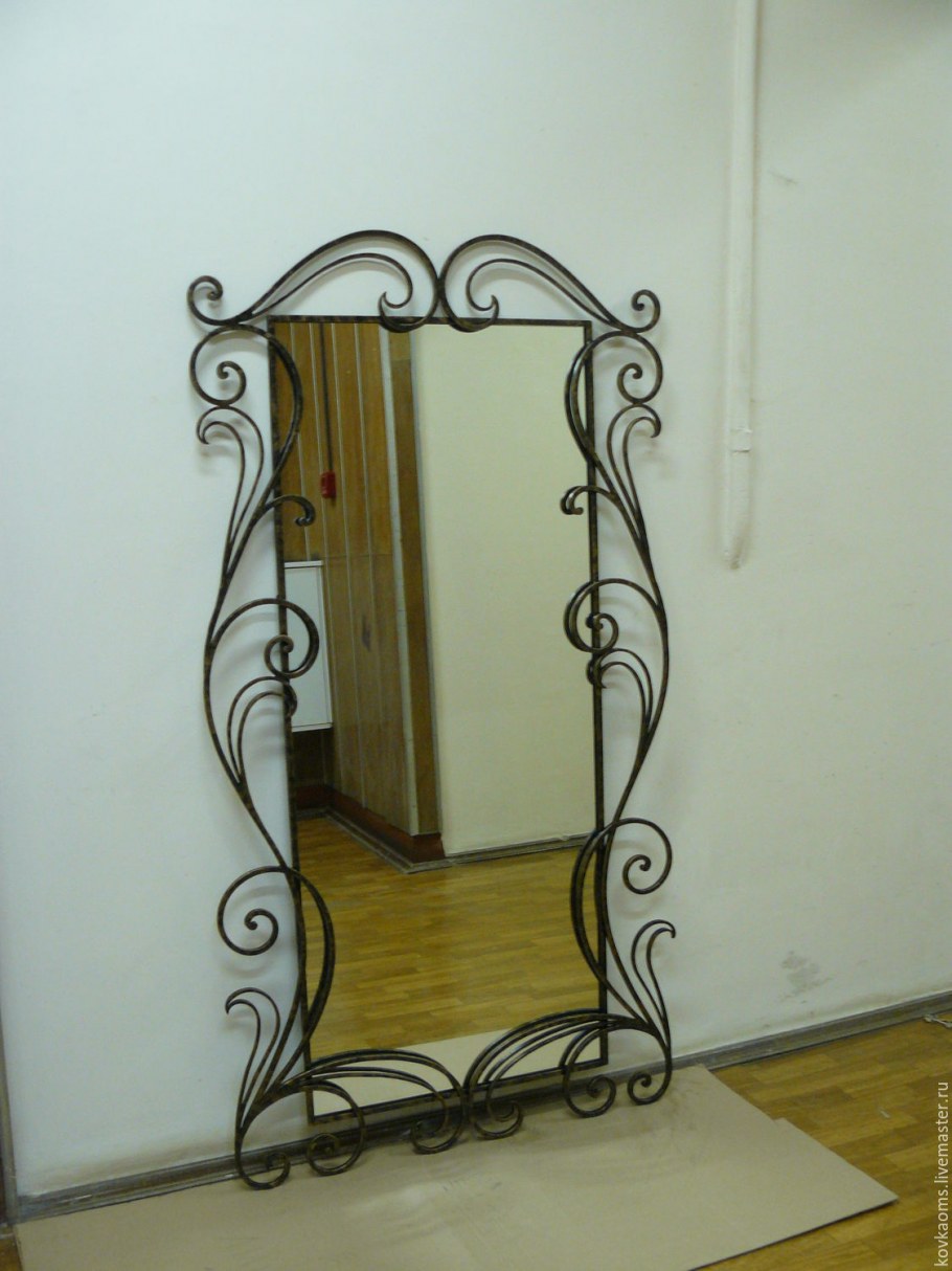 Кованые рамки для зеркал