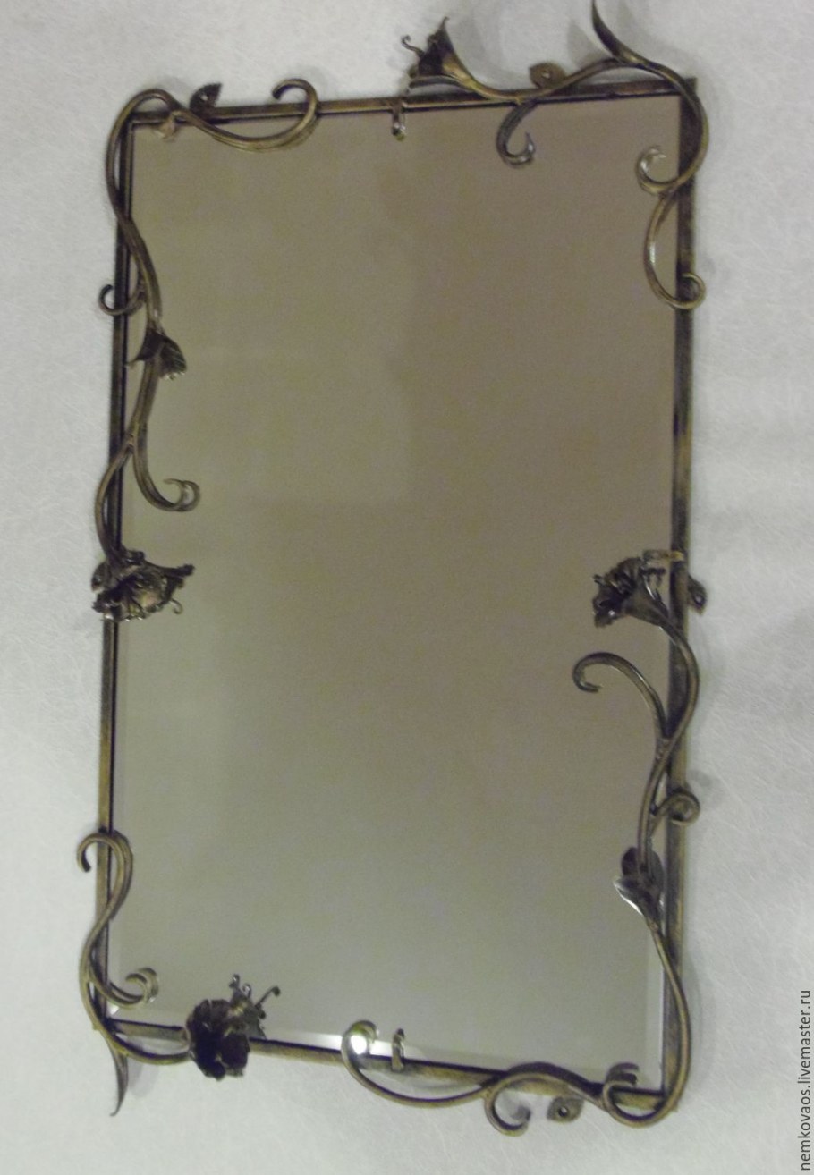 Кованые зеркала