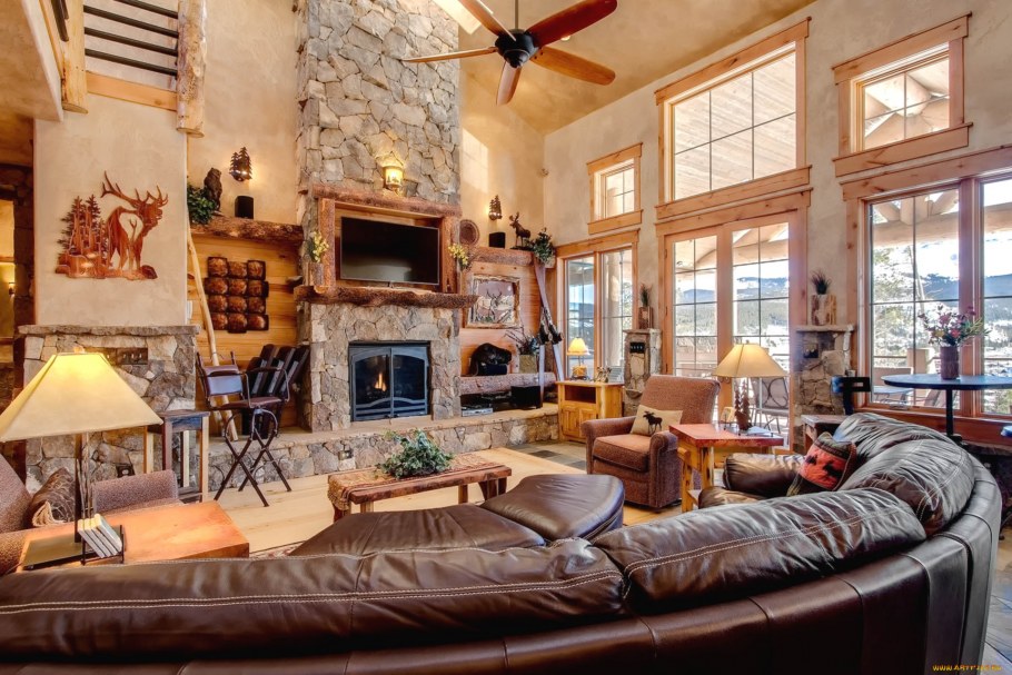 Комната с камином