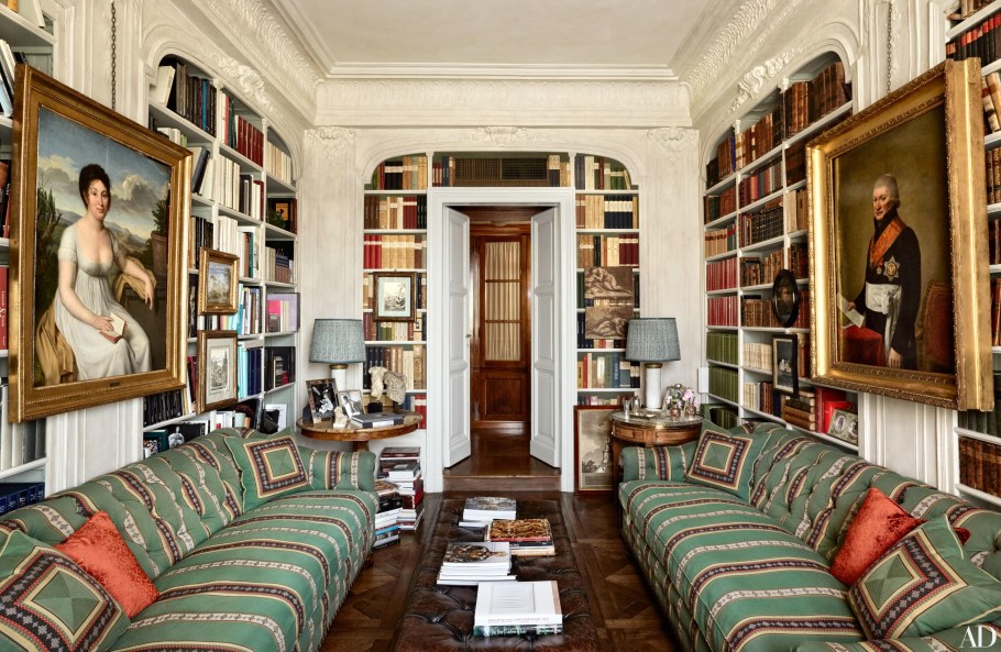 Домашняя библиотека в стиле Хай тек