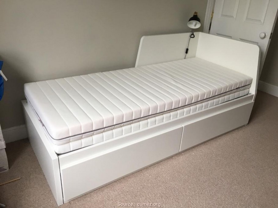 Кровать кушетка икеа ФЛЕККЕ