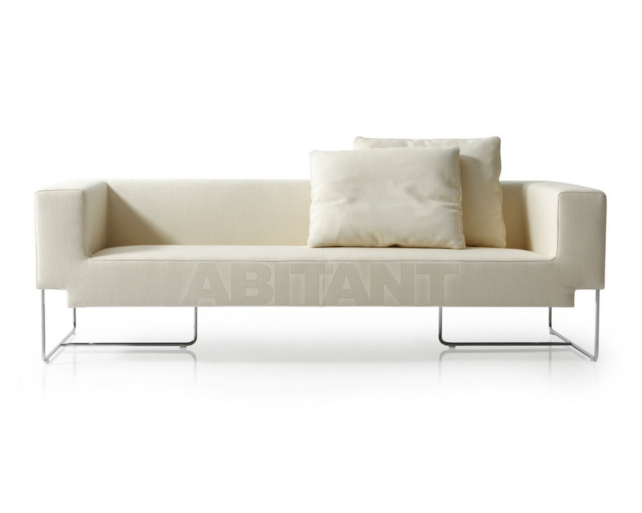 Бескаркасный диван