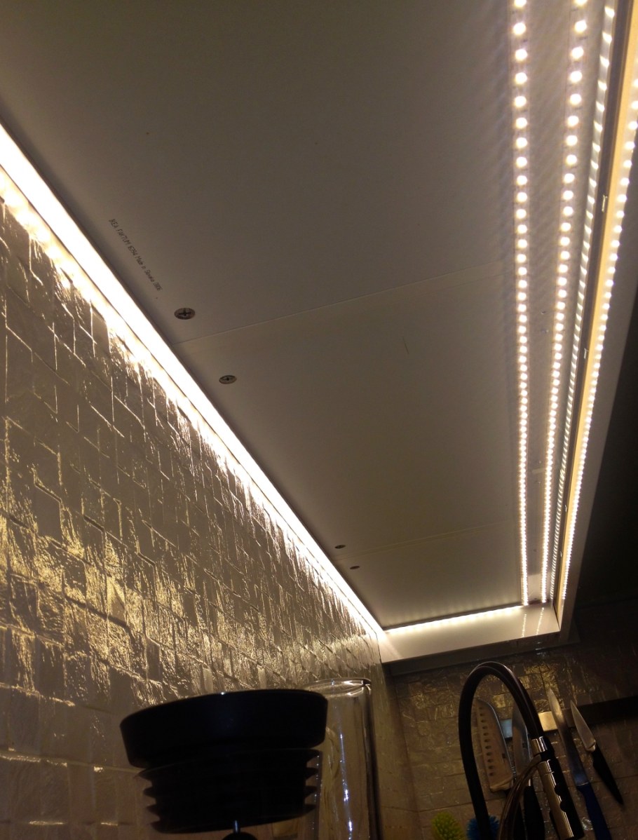 Светодиодная подсветка штор