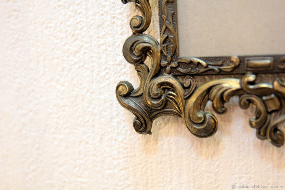 Рамки с латунными элементами отделкой