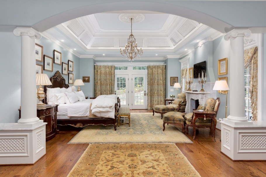 Комната в классическом стиле
