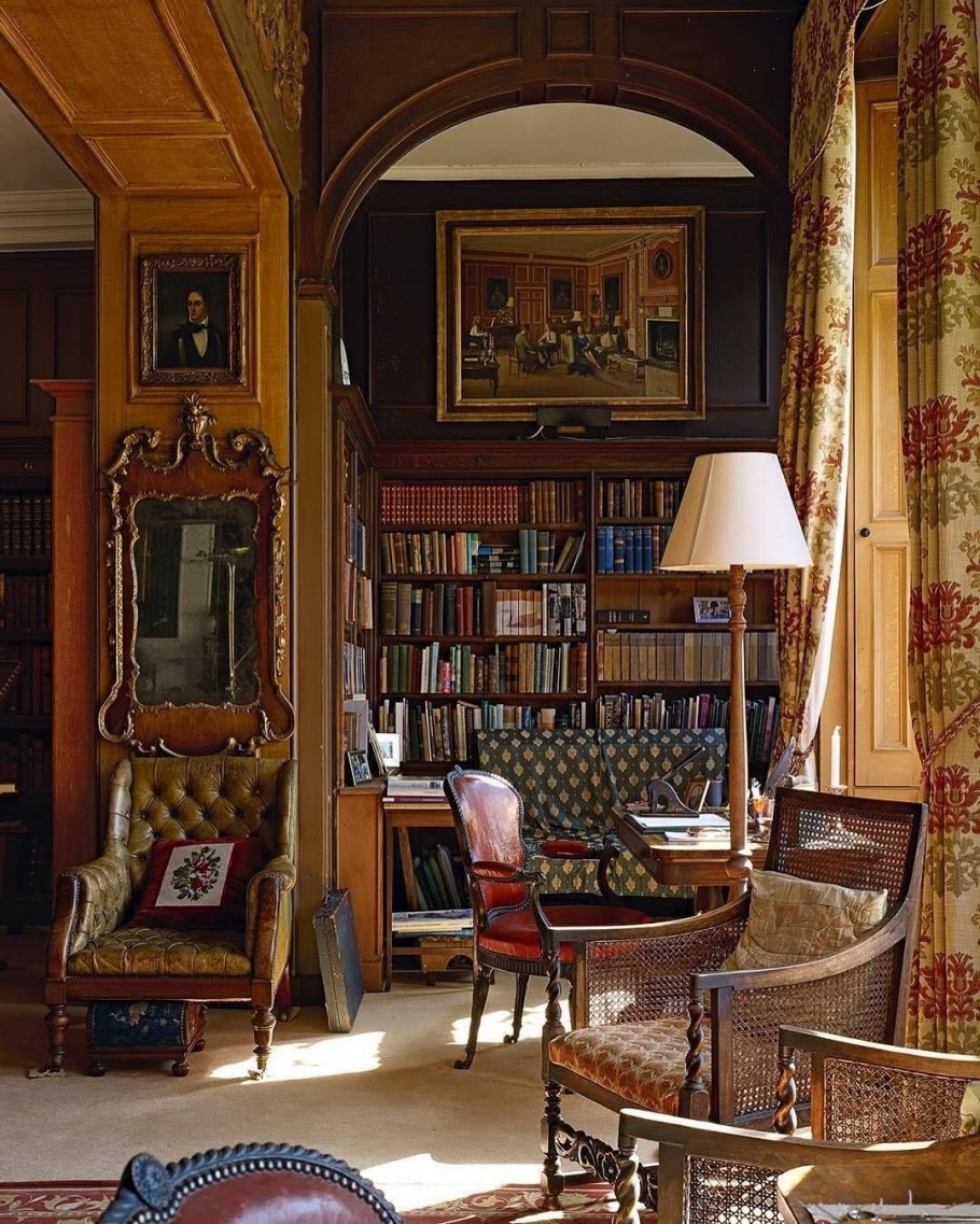 Викторианский стиль библиотека в Москве