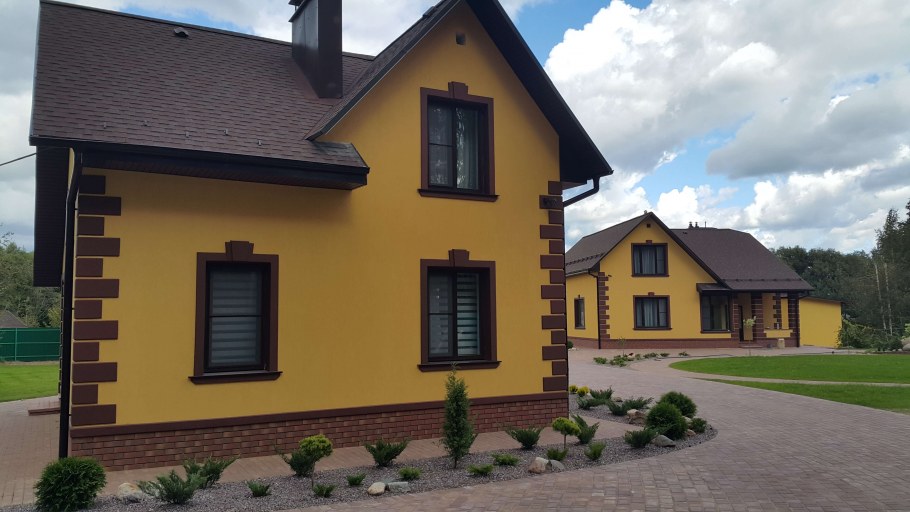 Оштукатуренный дом