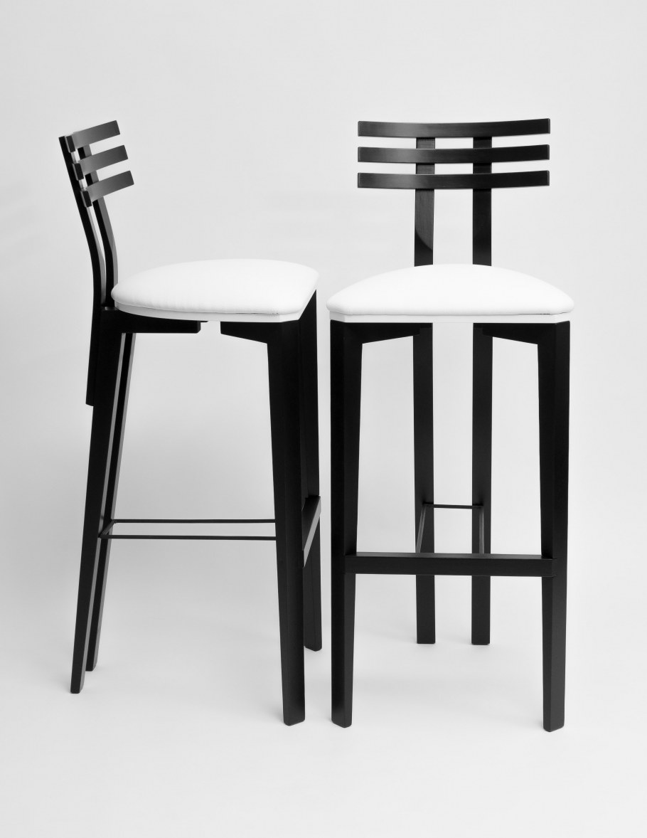 Стол обеденный Zuiver Storm