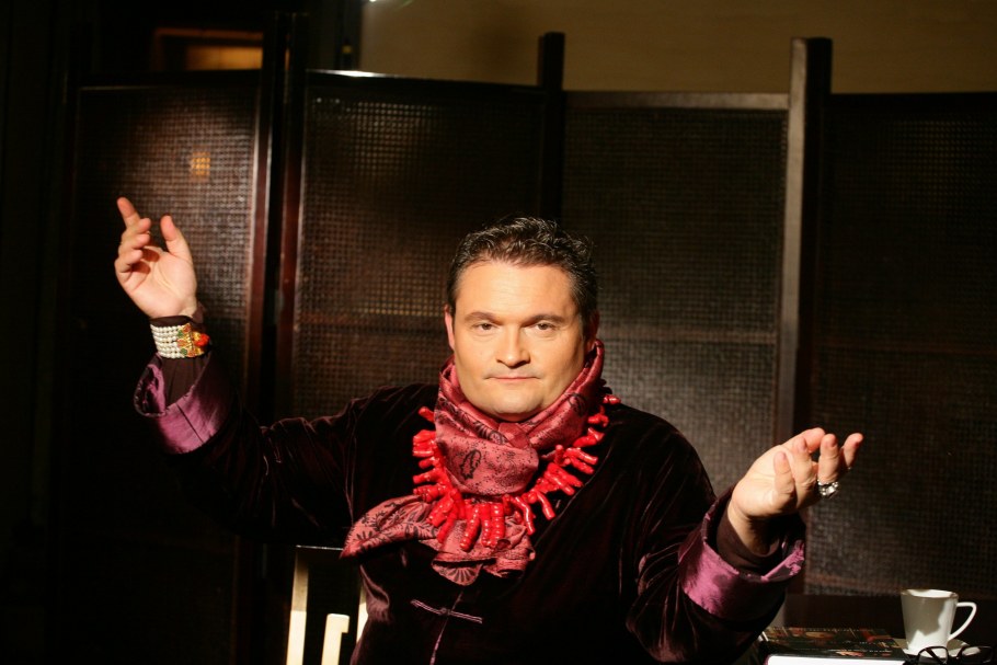 Александр Васильев