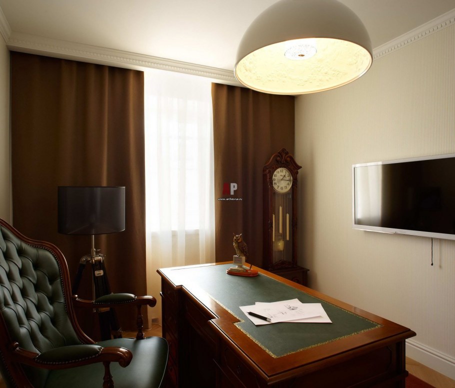 Стены в маленьком. Кабинете