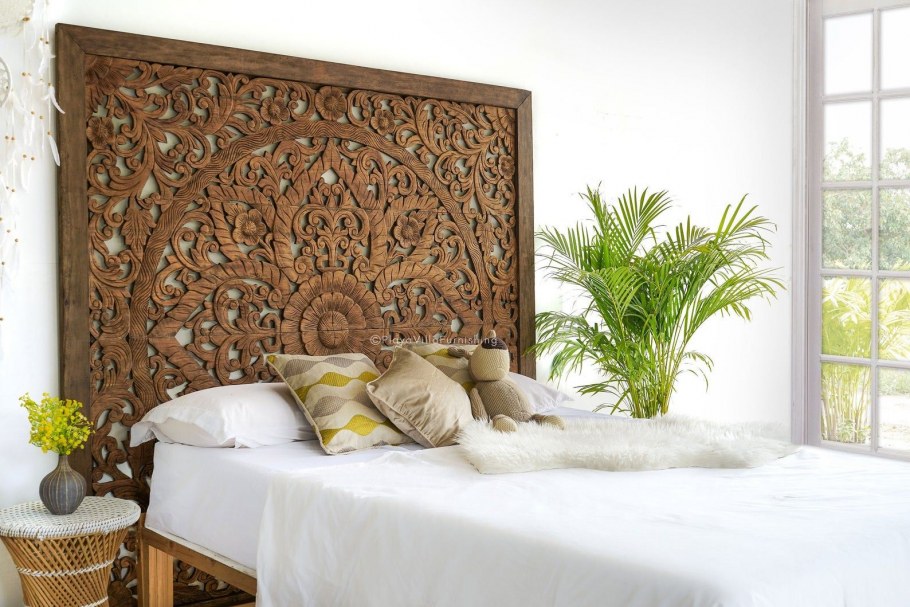 Необычное изголовье кровати