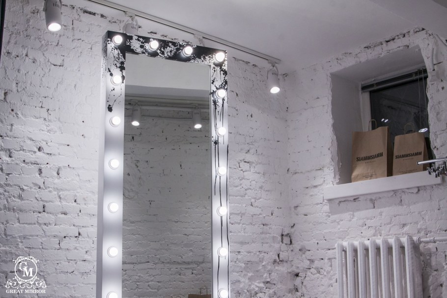 Кирпич белый и Гримерные зеркала