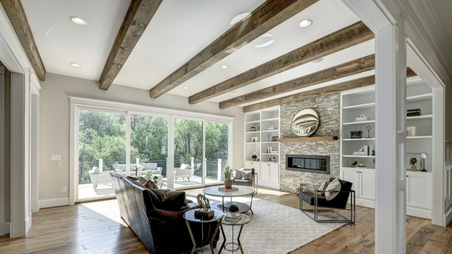 Балки потолок мраморный