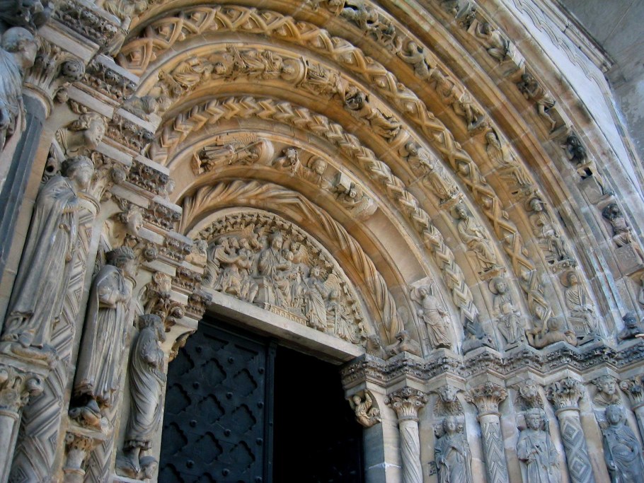 Виллар де Оннекур чертеж несуществующего хор готической церкви