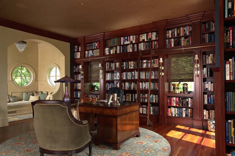 Комната библиотека