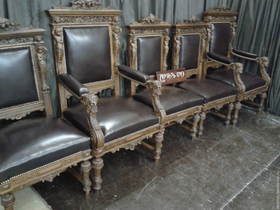 Раритетная мебель