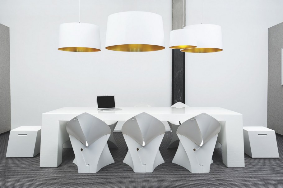 Gian Luca de Leo Fluxus Armchair Cubika