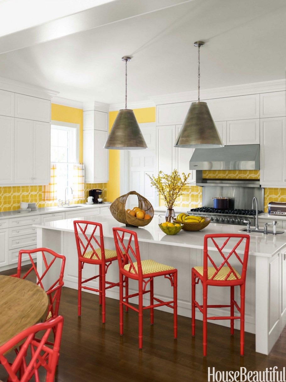 Кухня с желтыми акцентами