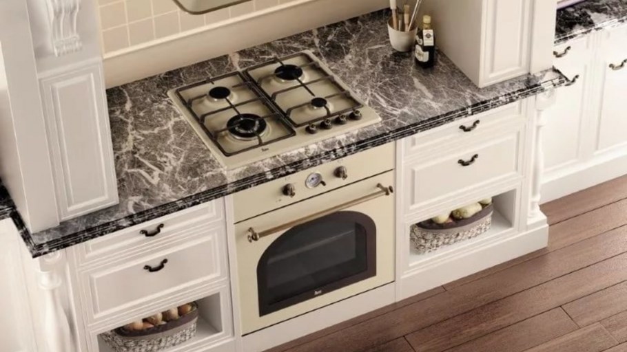 Встроенная плита и духовка