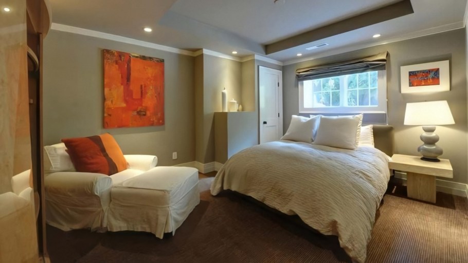 Спальня в цоколе